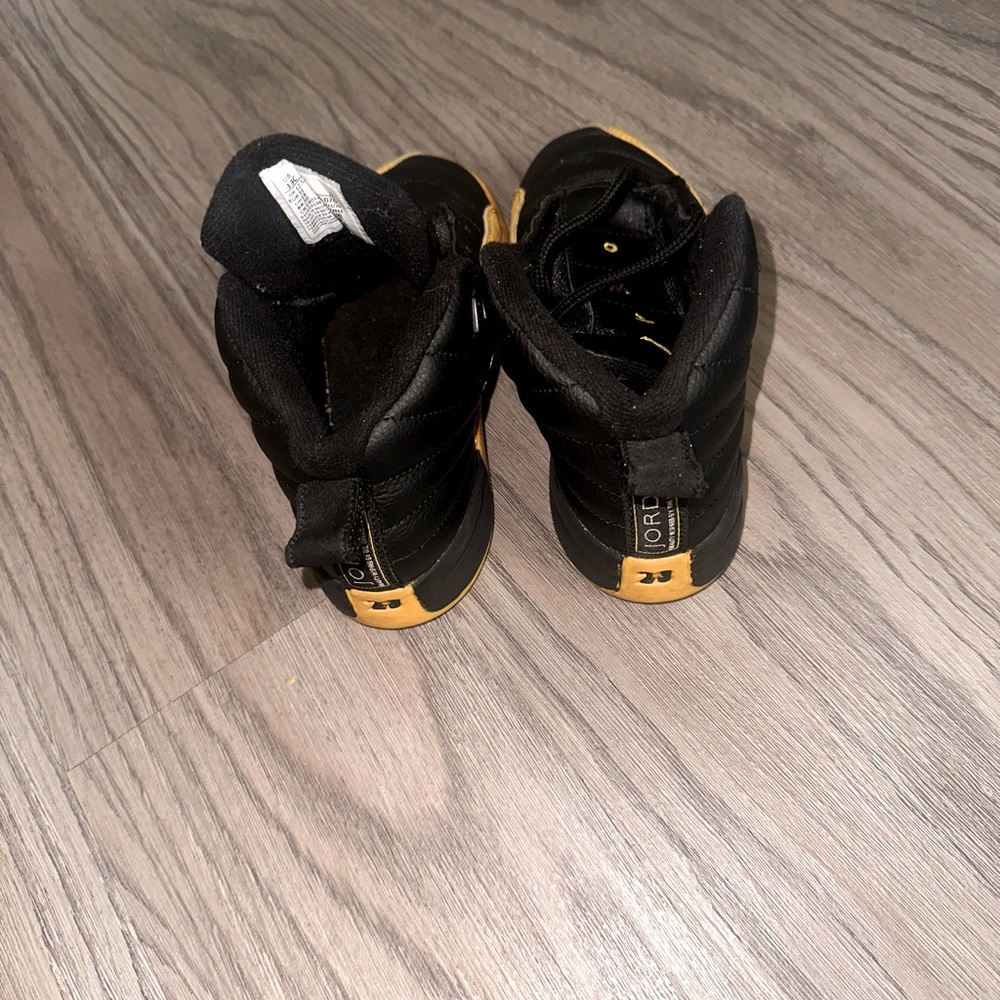 Jordan 12s